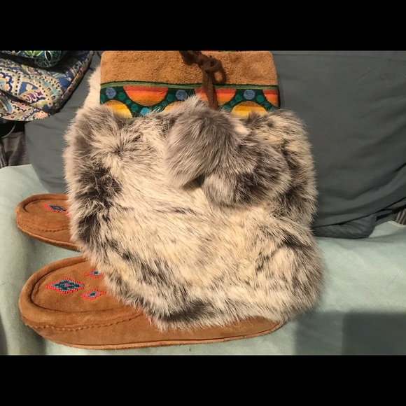 Shoes - Indigenous hand sewn mukluks ladies size 10